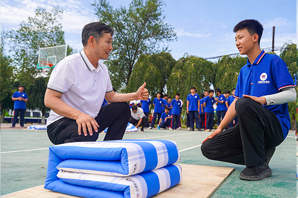 寓教于细，“被” 显风采｜乌鲁木齐万通高级技工学校内务大比拼圆满落幕