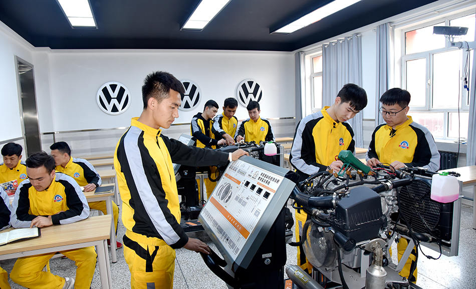 汽车电控实训