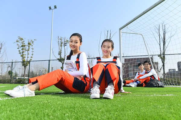 这里有一封入学指南 请查收