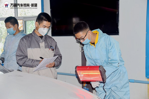 想来万通当老师 那么你要具备以下特点