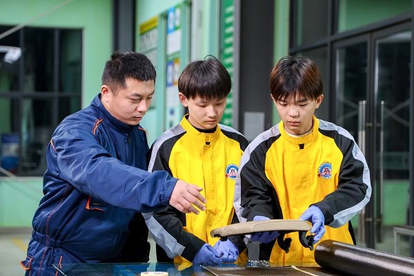 小万告诉你职校生为什么比学徒更受欢迎