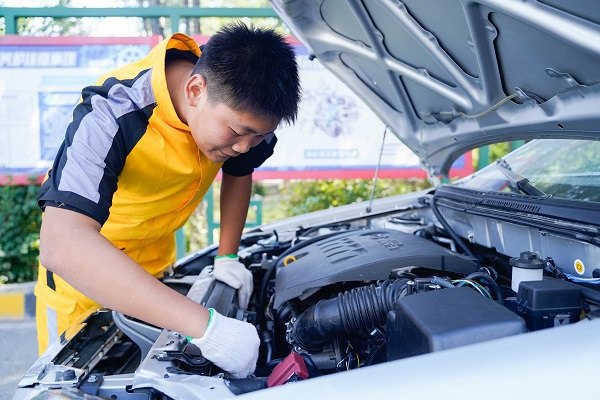 学汽修的优势 你不能不知道