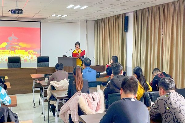 喜报：我校王欢同学获得头屯河农场演讲比赛第三名