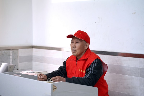 讲好红色故事，传承革命薪火：乌鲁木齐万通开展退役老兵宣讲活动