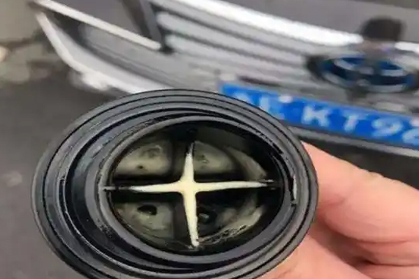 汽车的机油一般多久需要换一次