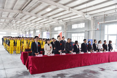 新疆万通校企合作签约授牌仪式隆重举行