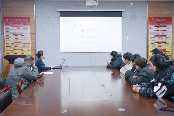 职场夺先机！又一家企业来校开展专场招聘会